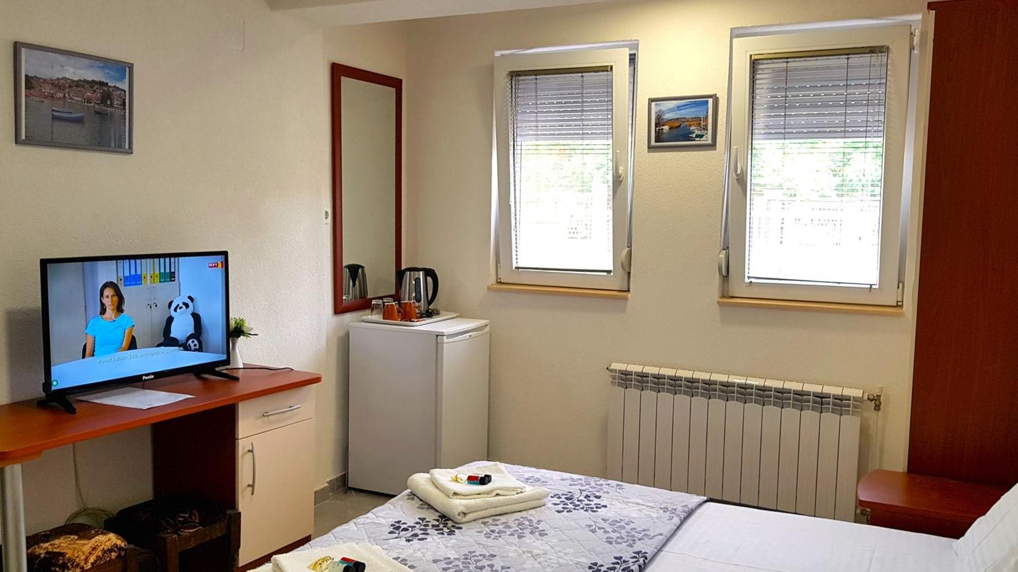 Studio Apartment Lis 奥赫里德 外观 照片