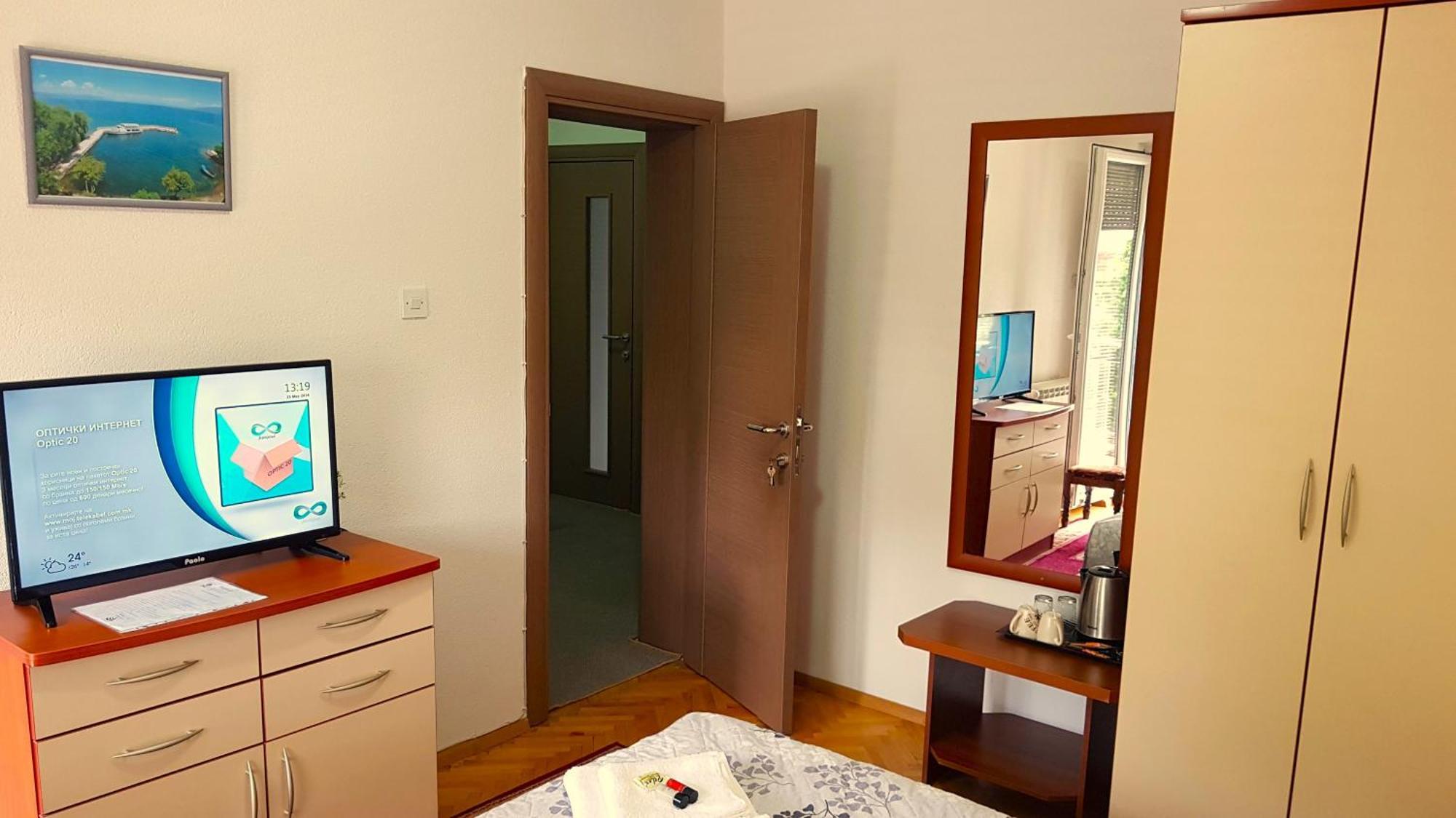 Studio Apartment Lis 奥赫里德 外观 照片