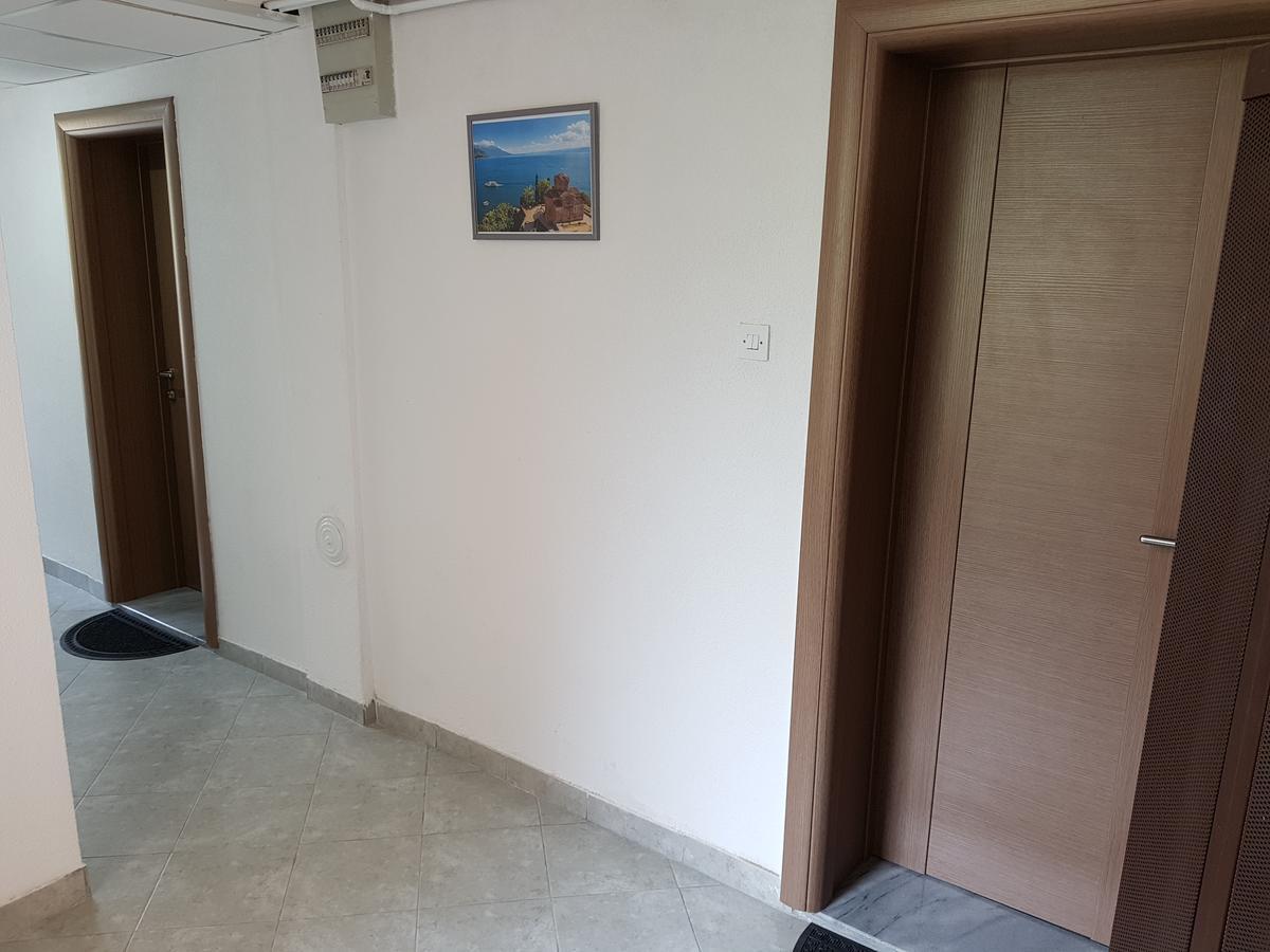 Studio Apartment Lis 奥赫里德 外观 照片